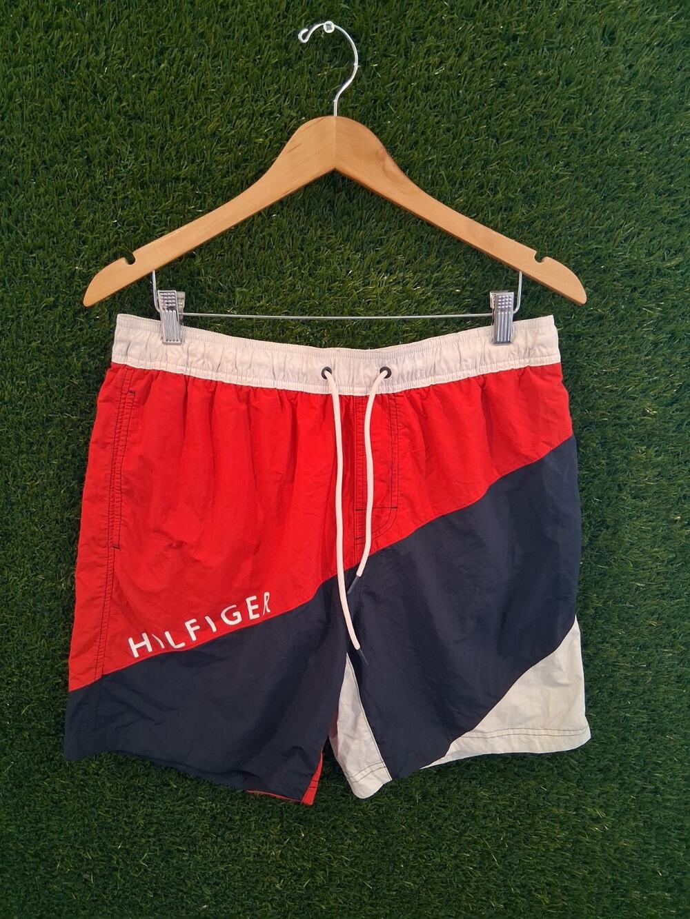 Tommy Hilfiger Men's Swim Trunks Colorblock Red White Navy Blue Mesh Liner SZ L5